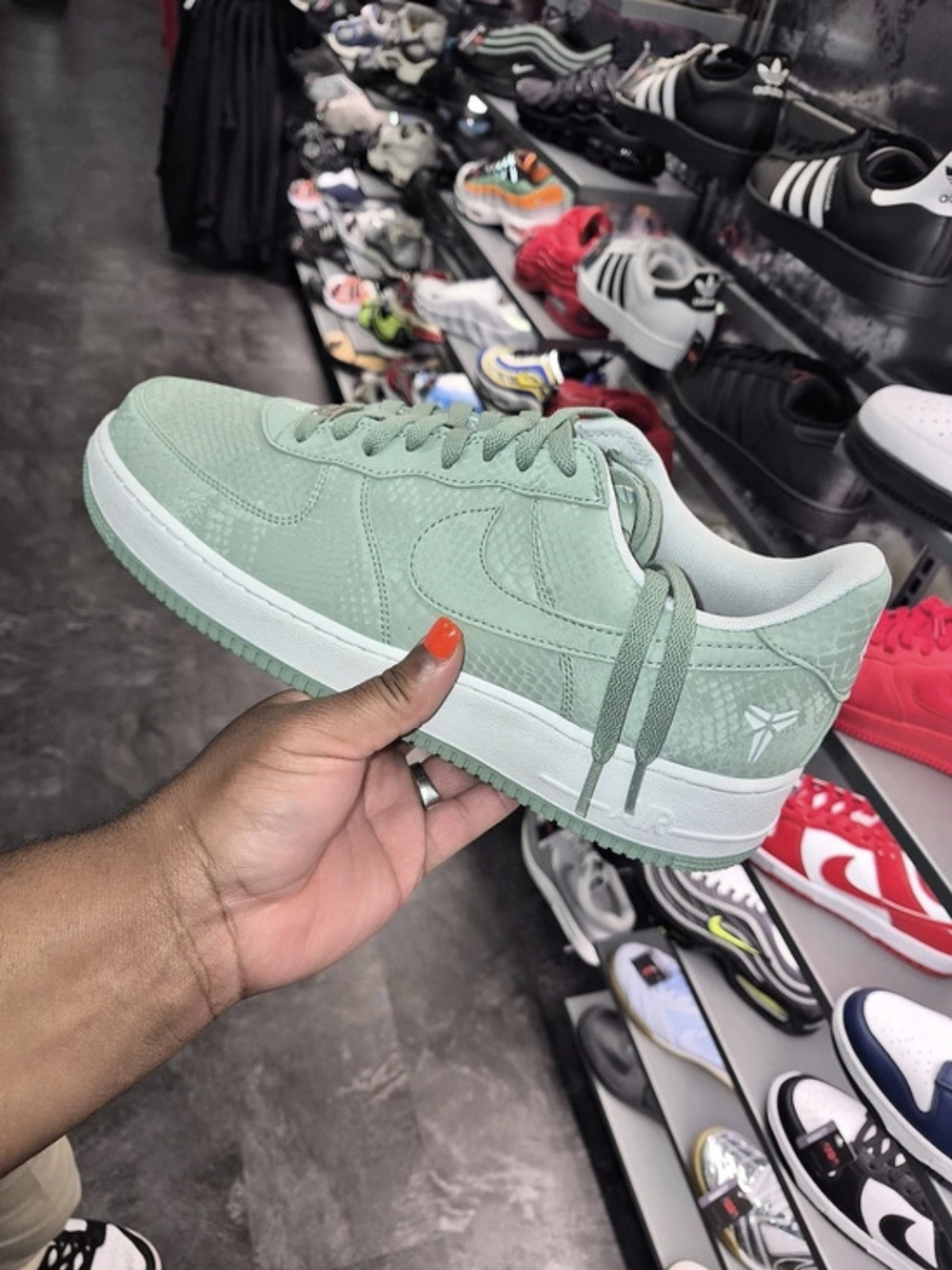 Nike Kobe 4 Protro Kobe Sneakers in Green